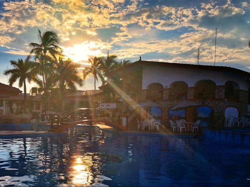 Hotel Maria Isabel Colima Zewnętrze zdjęcie
