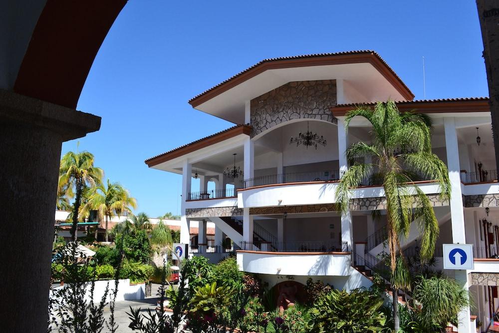 Hotel Maria Isabel Colima Zewnętrze zdjęcie